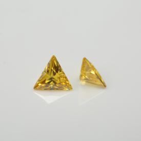 三角直角 中金黄 A 合成立方氧化锆 3x3~11x11mm