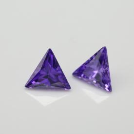 三角直角 中紫蓝 AA 合成立方氧化锆 3x3~11x11mm