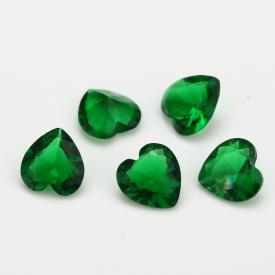 心形 绿色 水晶玻璃 3x3~12x12mm