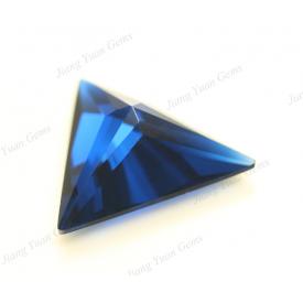 三角直角 113# 合成尖晶石 A级 2x2~10x10mm
