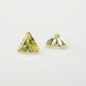 三角倒角 中橄榄黄 AAA 立方氧化锆 3x3~15x15mm