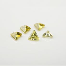 三角倒角 中橄榄黄 AAA 立方氧化锆 3x3~15x15mm