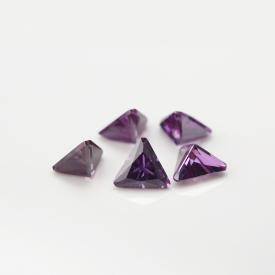 三角倒角 中紫红 AAA 立方氧化锆 3x3~15x15mm