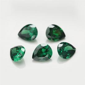 梨形 中绿色 AAA 合成立方氧化锆 2x3~15x20mm