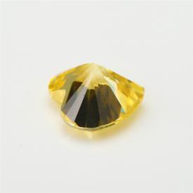 心形 中金黄 A 合成立方氧化锆 3x3~15x15mm