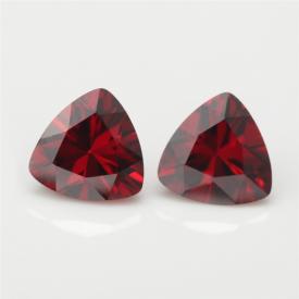 肥三角 中石榴红 AAA 合成立方氧化锆 3X3~15X15mm