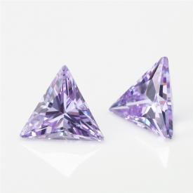 三角直角 变蓝 AA 合成立方氧化锆 3x3~11x11mm