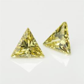 三角直角 中橄榄黄 AAA 合成立方氧化锆 3X3~15X15mm