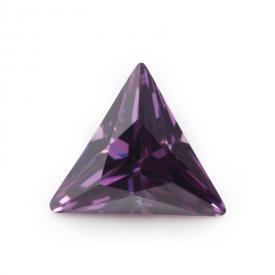 三角直角 中紫红 AAA 合成立方氧化锆 3X3~15X15mm