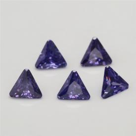 三角倒角 中紫蓝 A 立方氧化锆 3x3~11x11mm