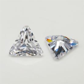 三角倒角 白色 A 合成立方氧化锆 3x3~11x11mm