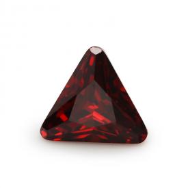 三角倒角 石榴红 AAA 合成立方氧化锆 3x3~15x15mm